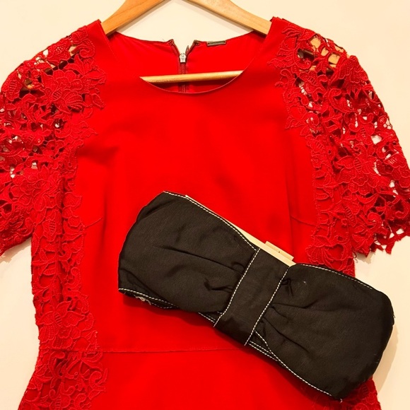 Elie Tahari Embroidered Red Flutter Sleeve Sheath Dress - Picture 3 of 13